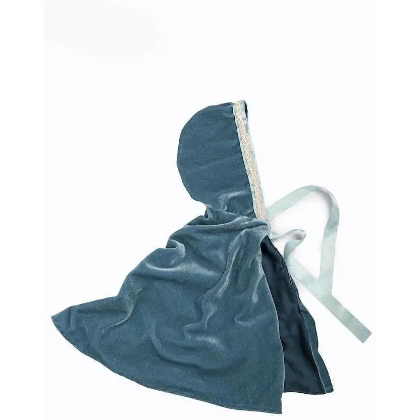 Amelia's Opera Cloak - A Girl for All Time 16 inch doll clothes