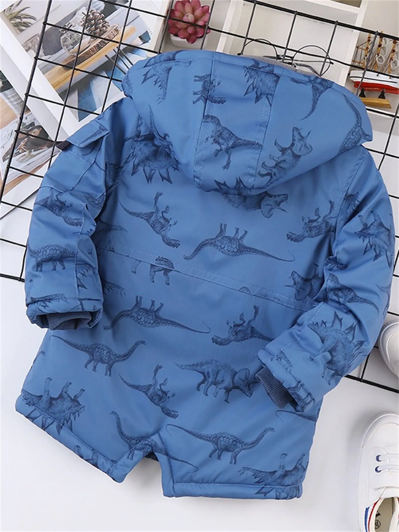 Boys Dinosaur Plush Thickened Multi-Pocket Hooded Warm Cotton-padded Jacket