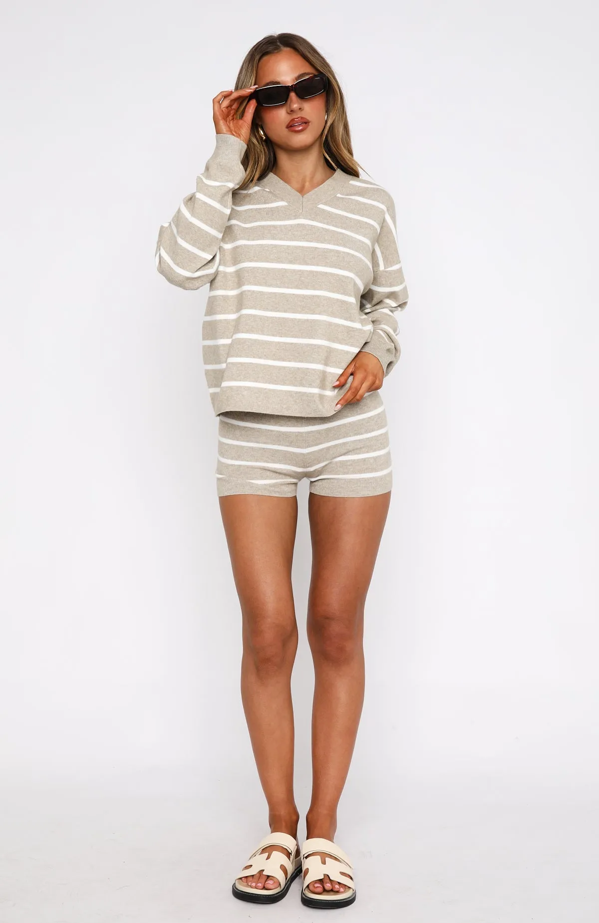 Can't Be Friends Knit Shorts Beige/White