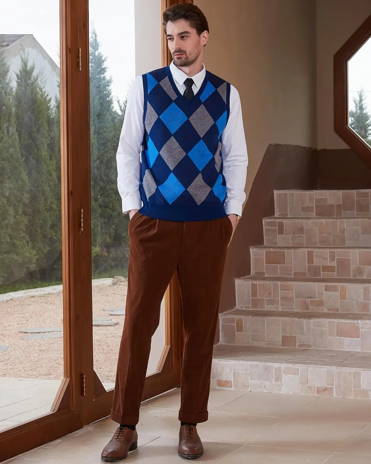Kallspin Men's Argyle Vest Sweater Wool Blend V-Neck Sleeveless Pullover Sweater