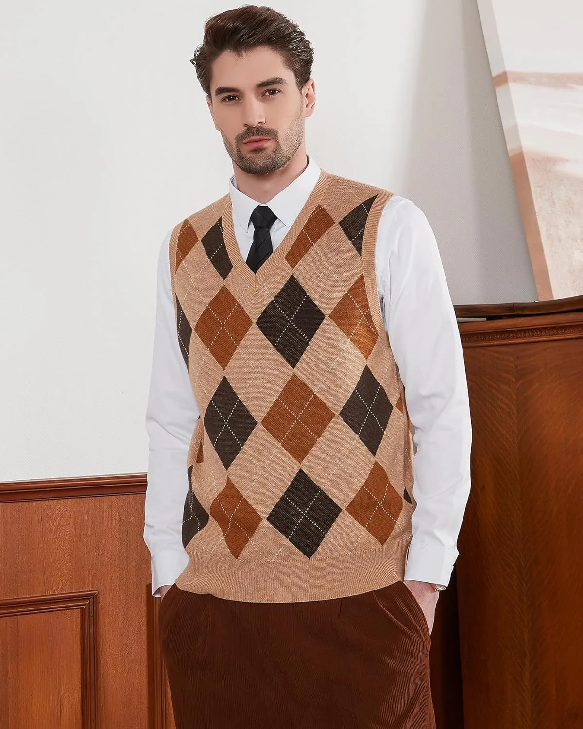 Kallspin Men's Argyle Vest Sweater Wool Blend V-Neck Sleeveless Pullover Sweater