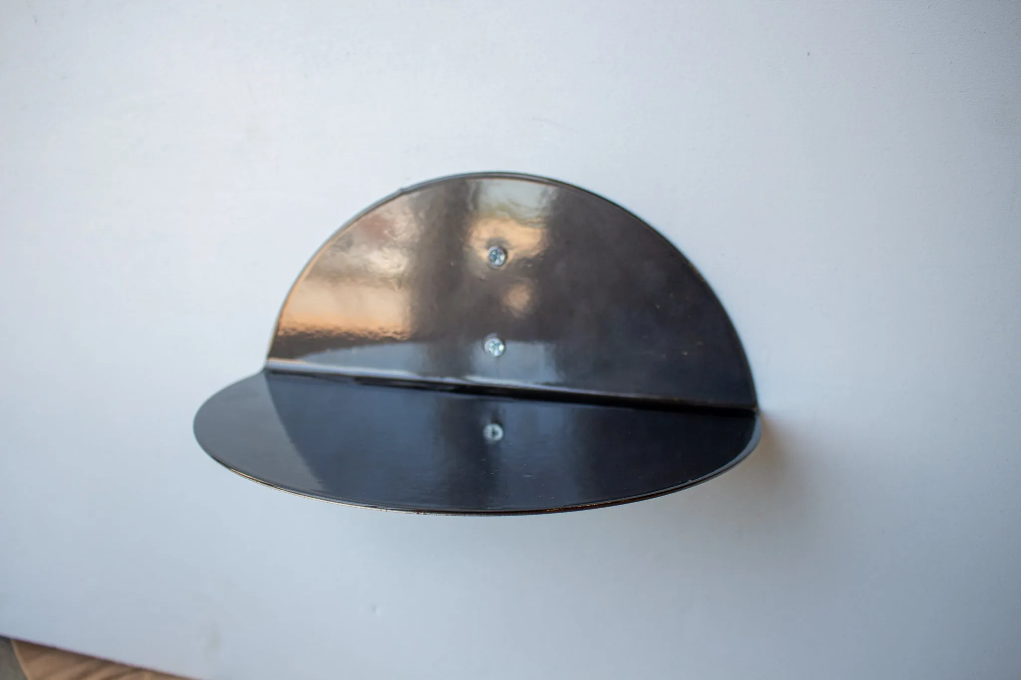 Modern Metal Semi-Circle Floating Shelf - Half Moon Shelf - Bedside Shelf - Floating Night Stand