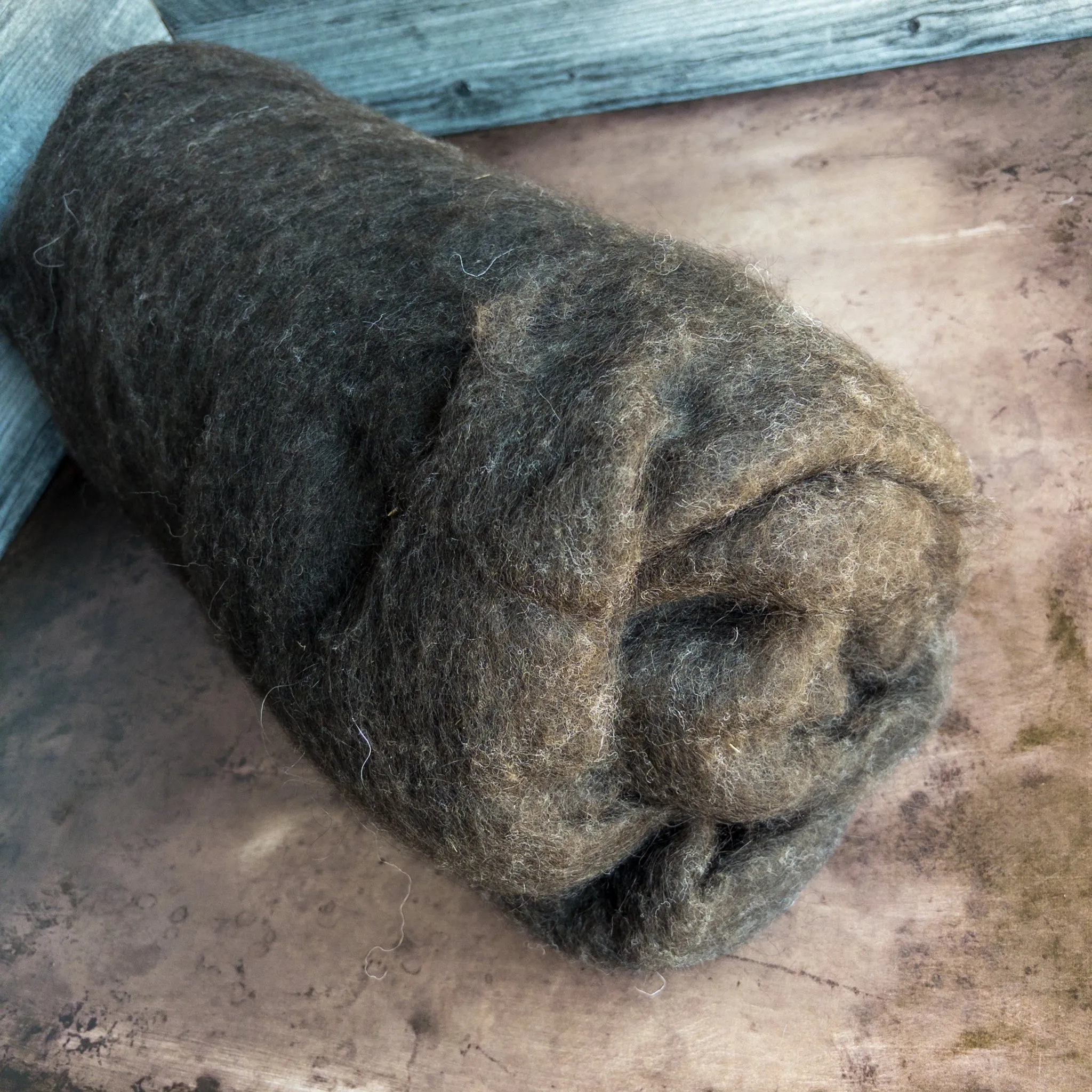 Montana Icelandic Lamb Wool Batt - Natural Black 8oz