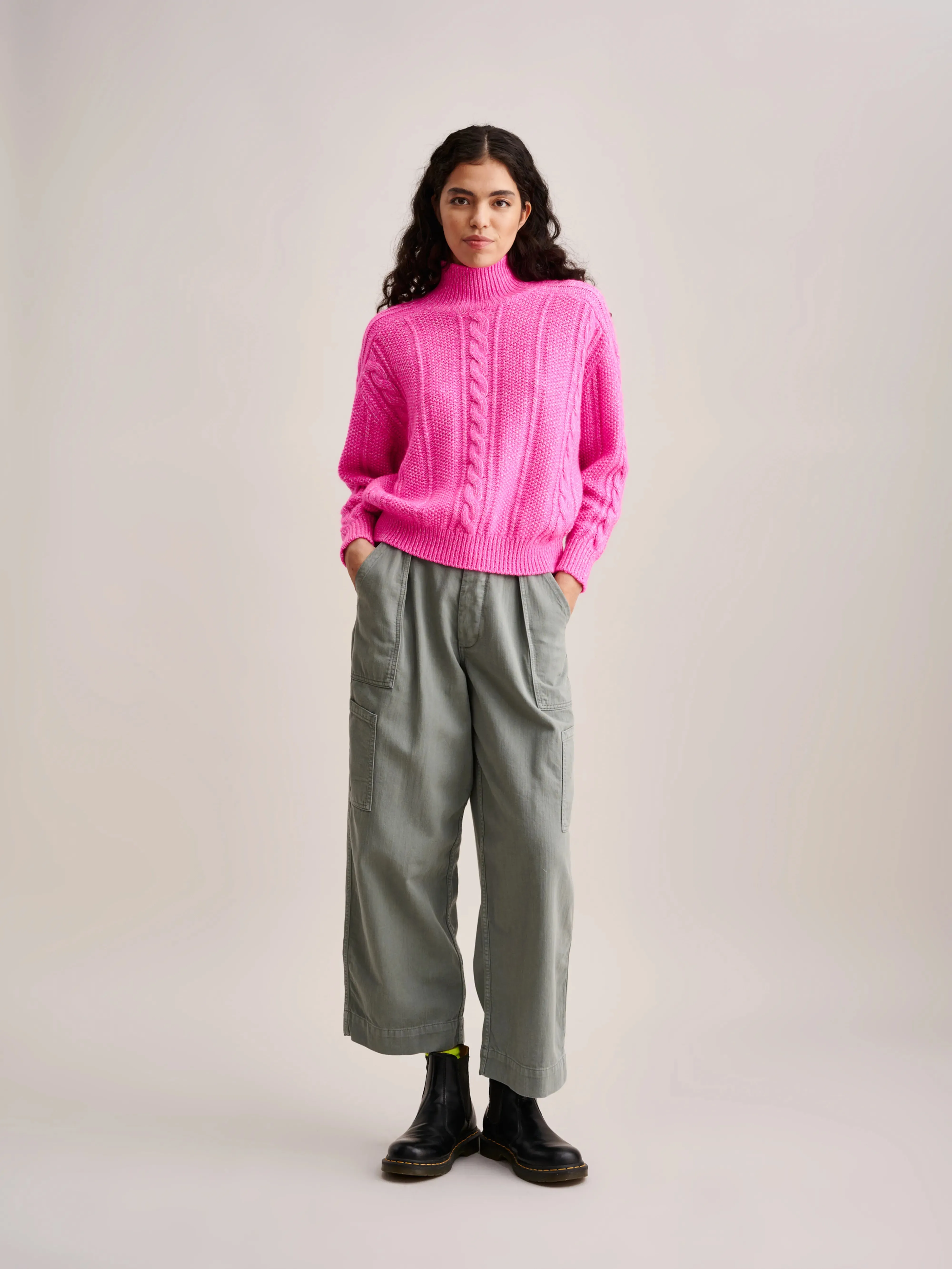 Nanphu Sweater (232 / W / FLUO PINK)
