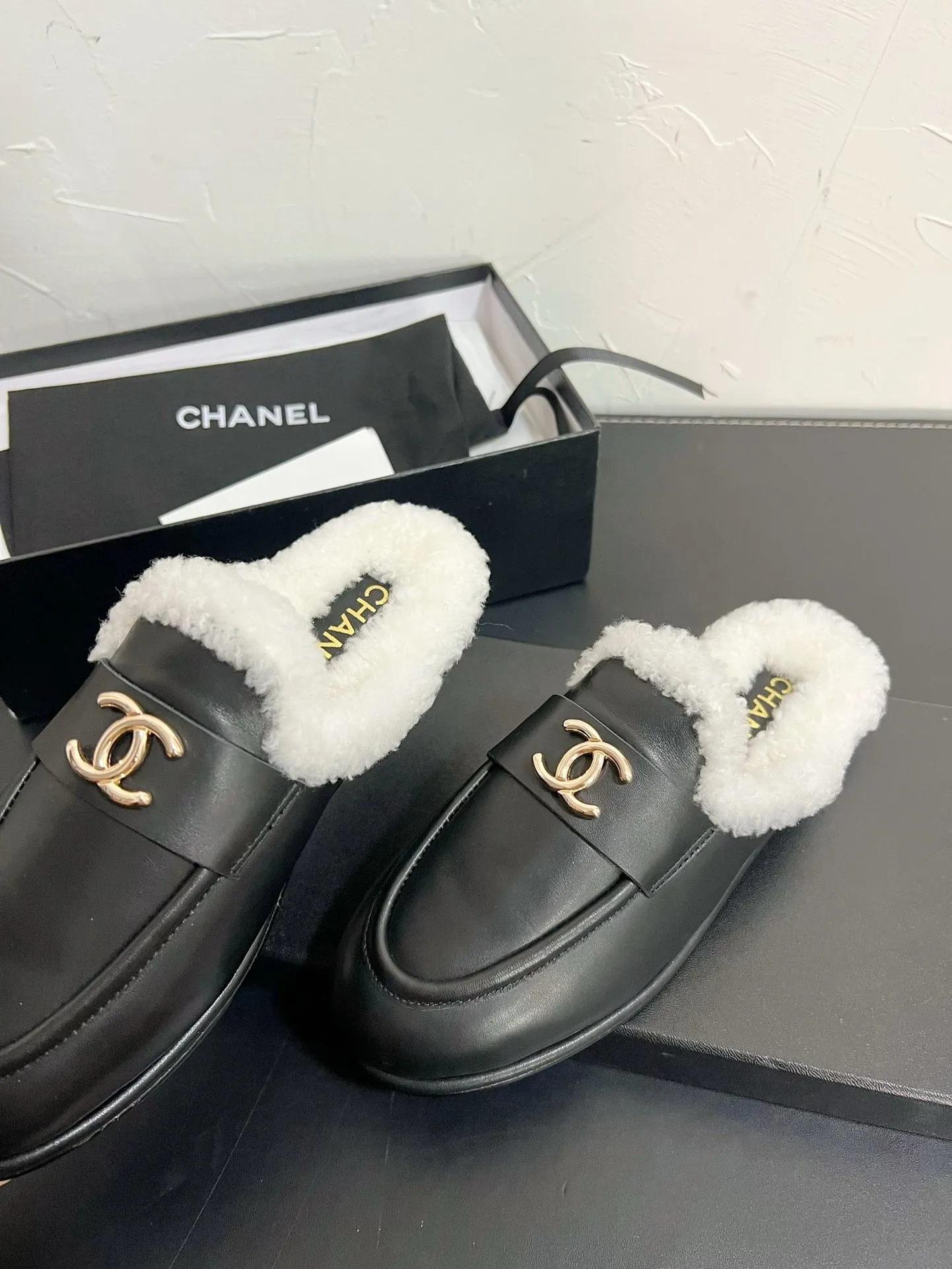 SE1518 CC Flat Comfort Clog / Size5-9