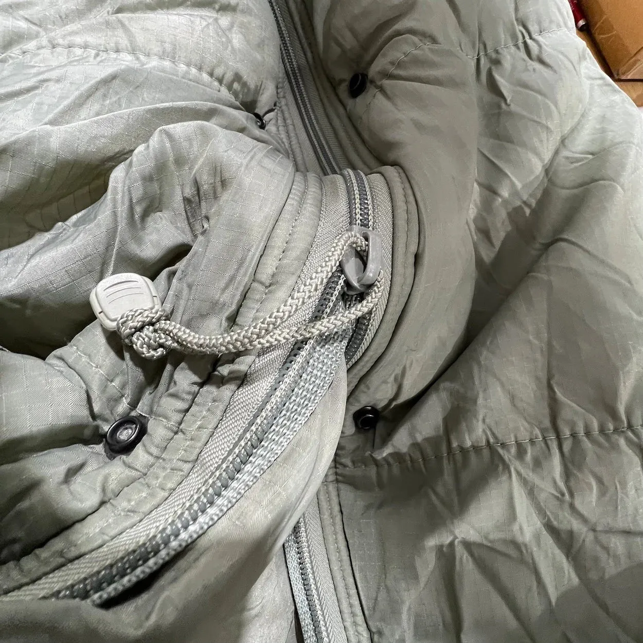 US Military Sleeping Bag Intermediate Cold Weather Mummy Style