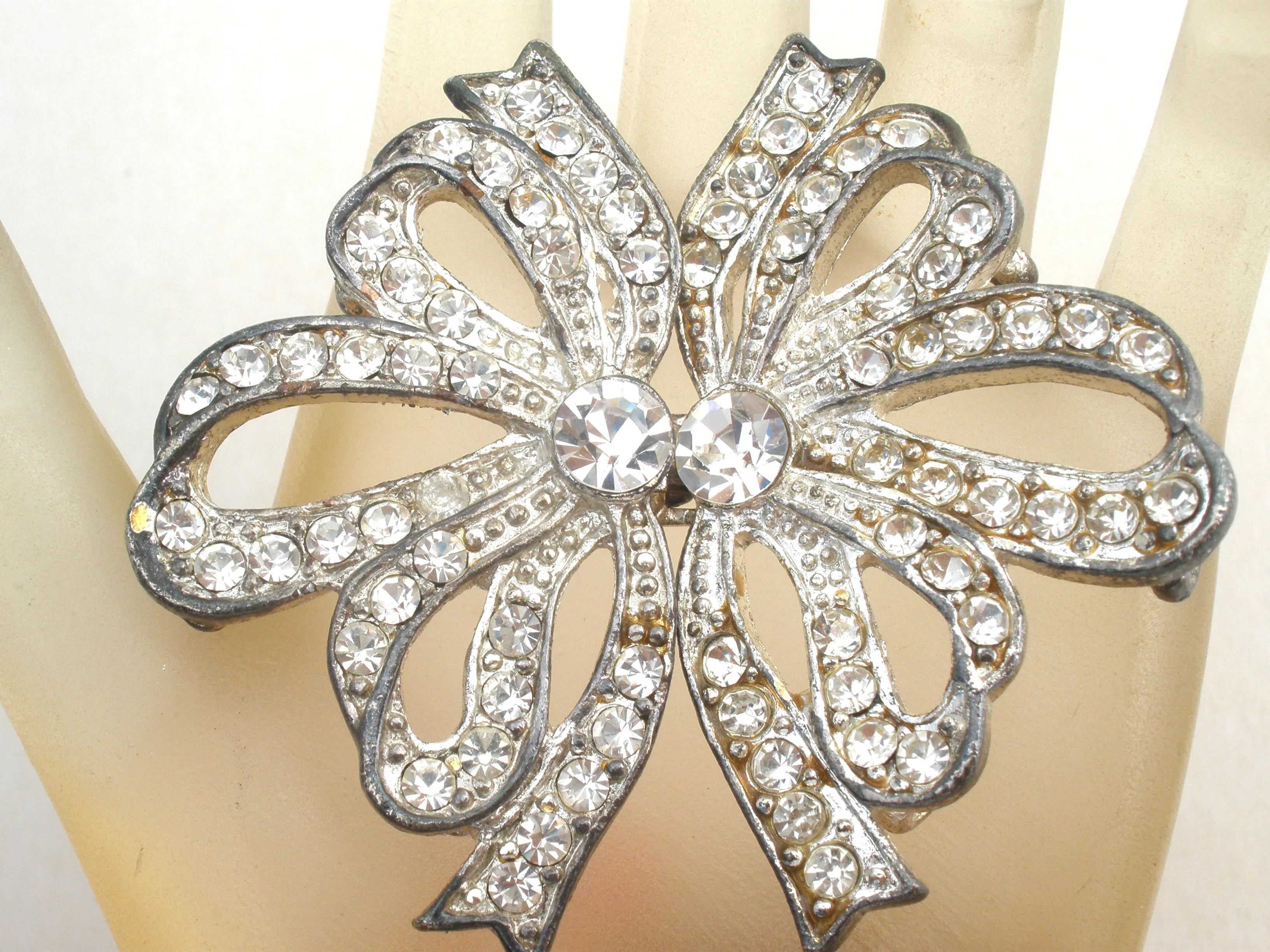 Vintage Clear Rhinestone Cloak Clasp Buckle