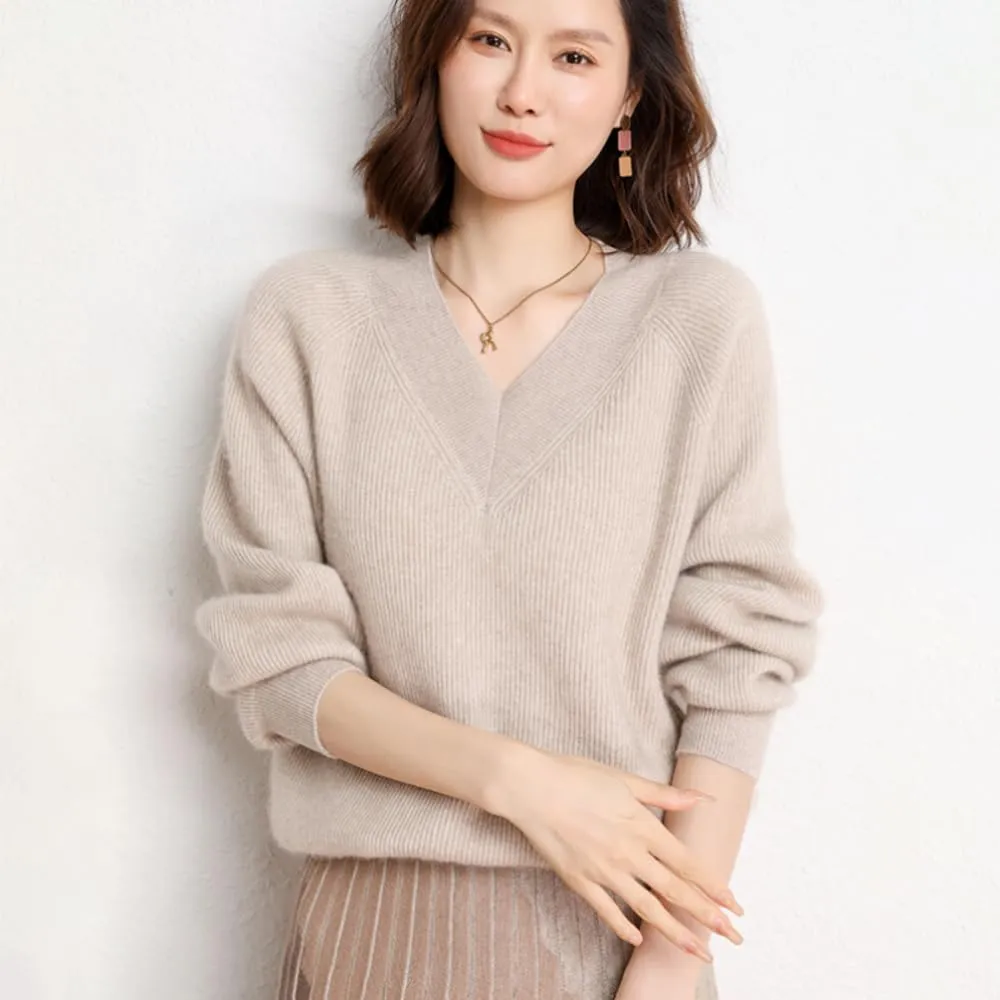 Women's Cashmere and Merino Wool Blend V Neck Sweater Lightweight Knit Sweater