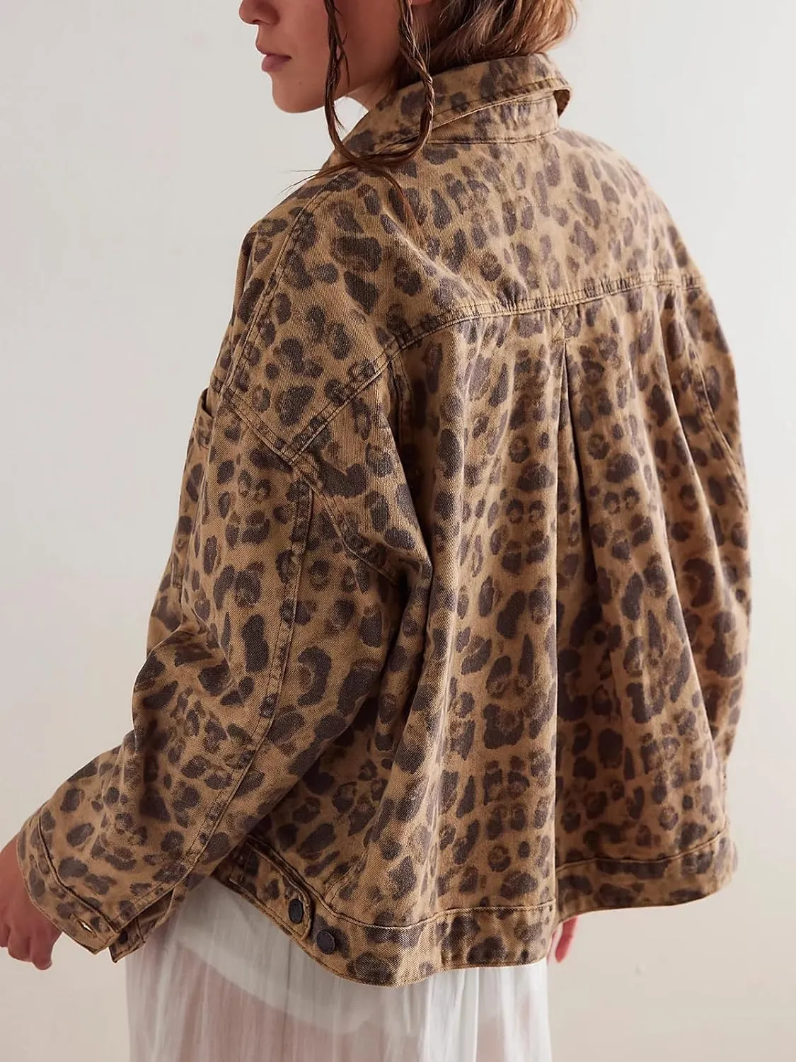 Womens Leopard Denim Jacket Casual Long Sleeve Button Down Loose Cheetah Print Jean Jacket with Pockets
